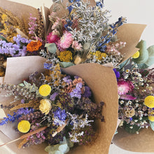 Load image into Gallery viewer, Dried Flower Bouquet